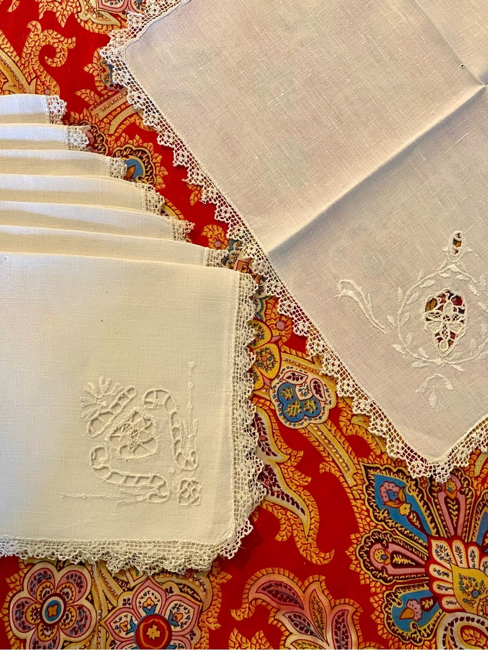 8 VTG Lace Embroidery Cut Out, Fine linen Napkins NICE. 11 x 11” Identical .